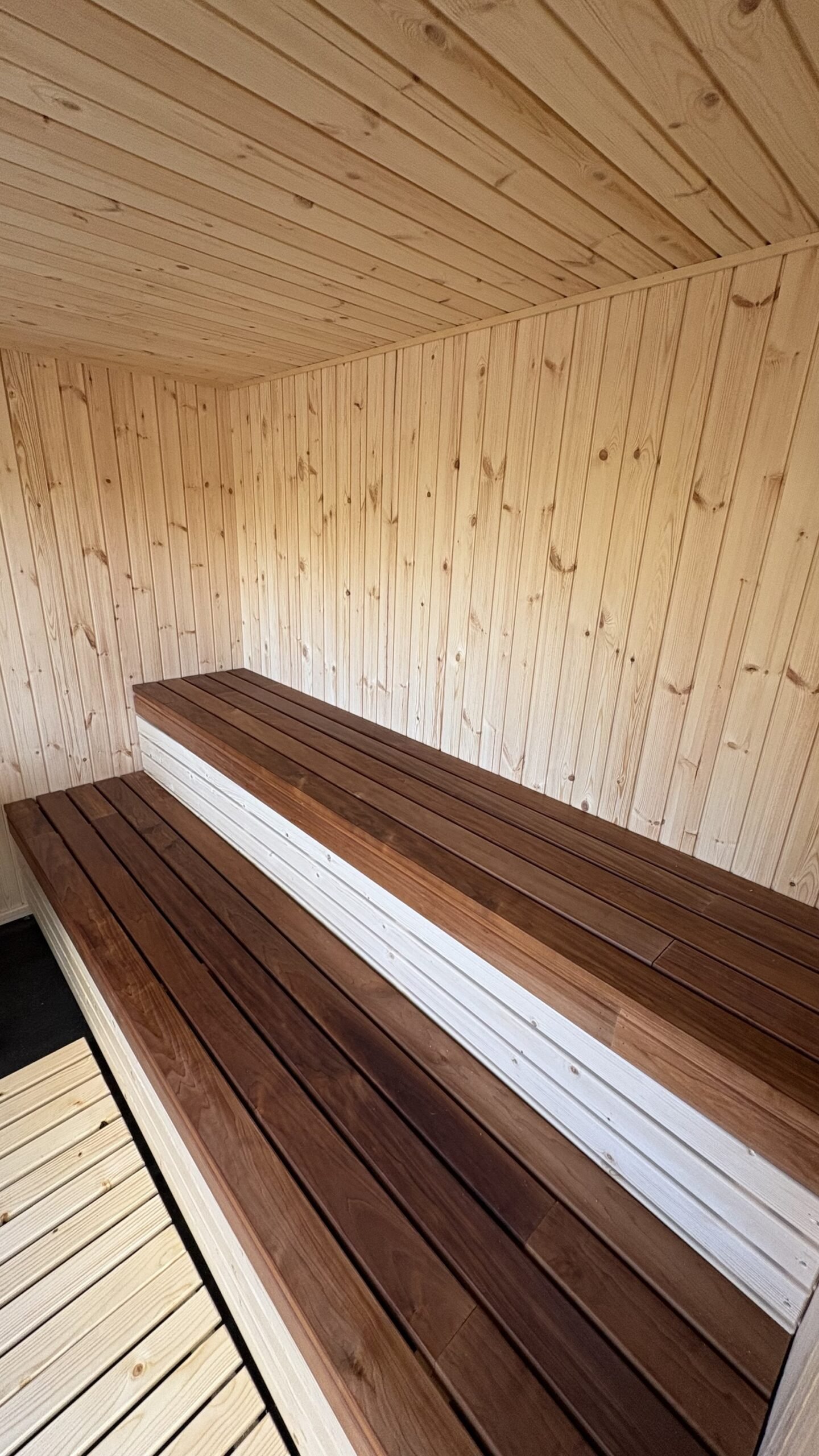 Awaken Outdoors 8 Person Commercial Wood Fired Sauna - Image 4